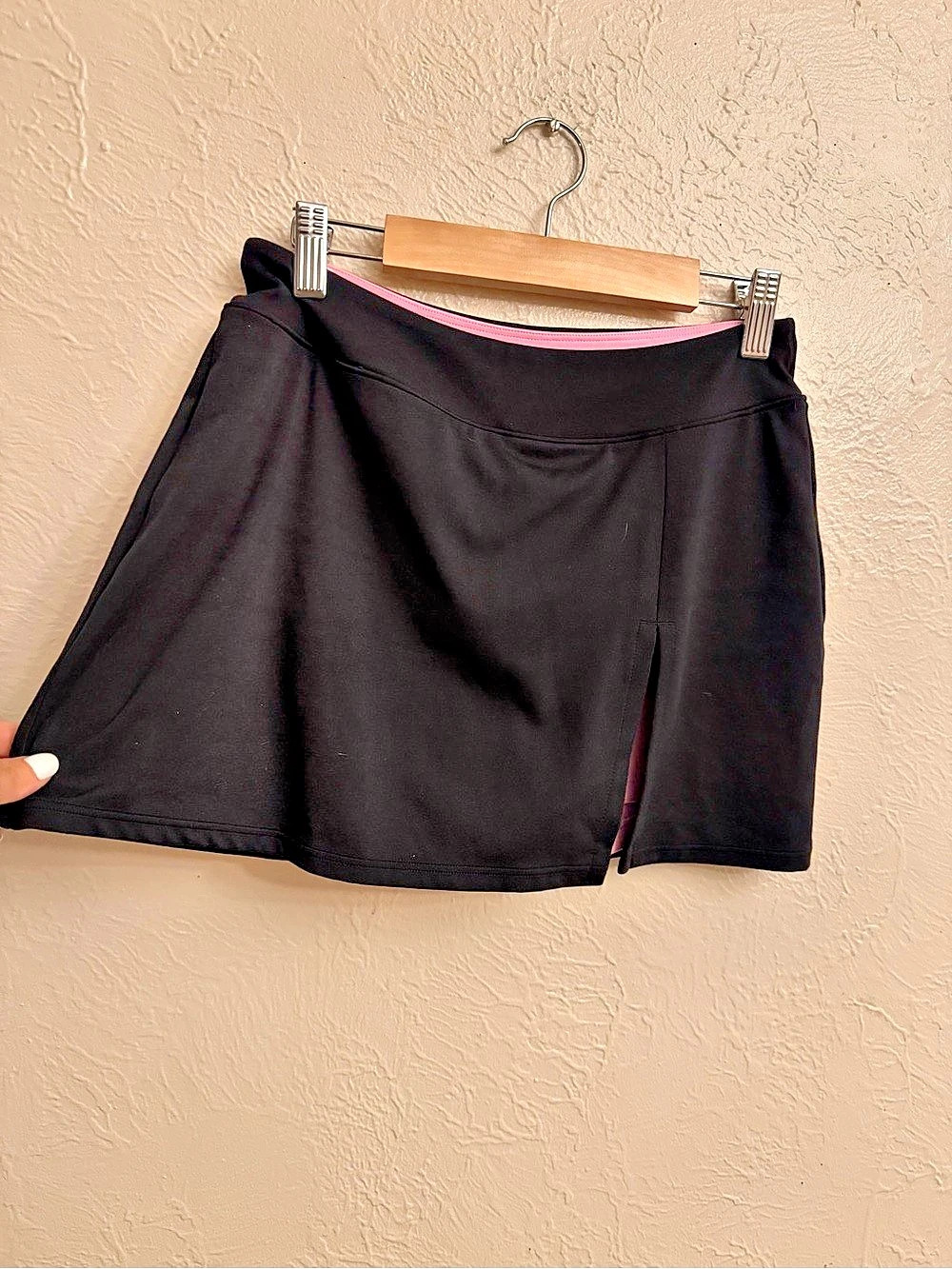 Victoria's Secret PINK skort in Black & Pink Like New
